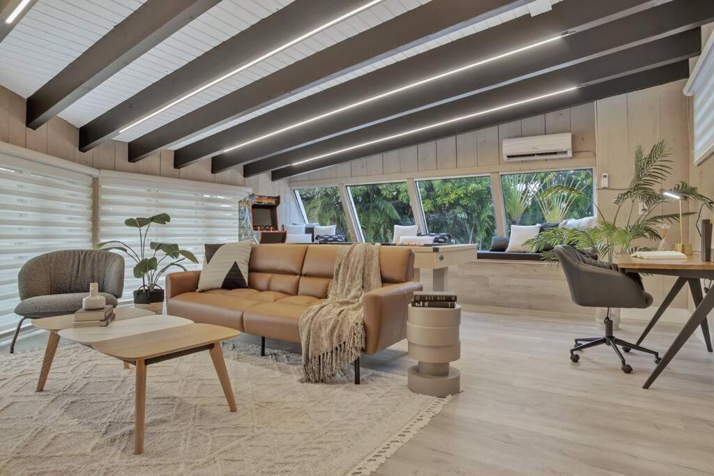 Stunning 2 Story Villa With Pool Fort Lauderdale Dış mekan fotoğraf
