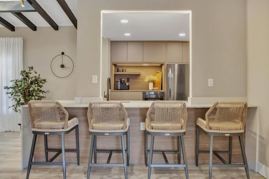 Stunning 2 Story Villa With Pool Fort Lauderdale Dış mekan fotoğraf