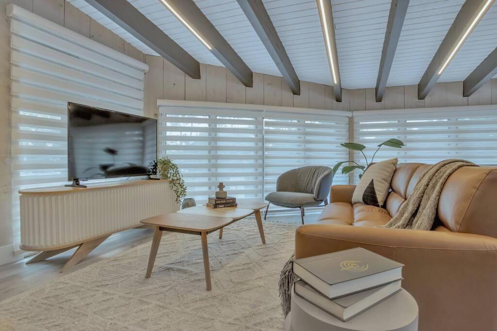 Stunning 2 Story Villa With Pool Fort Lauderdale Dış mekan fotoğraf