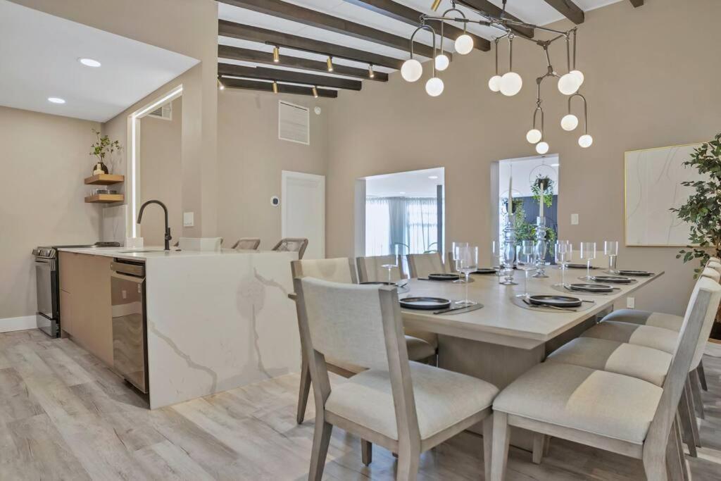 Stunning 2 Story Villa With Pool Fort Lauderdale Dış mekan fotoğraf